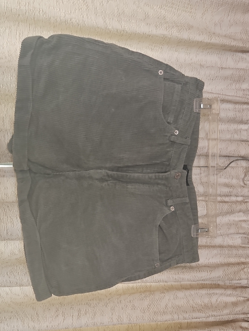 Corduroy Shorts in Olive Green